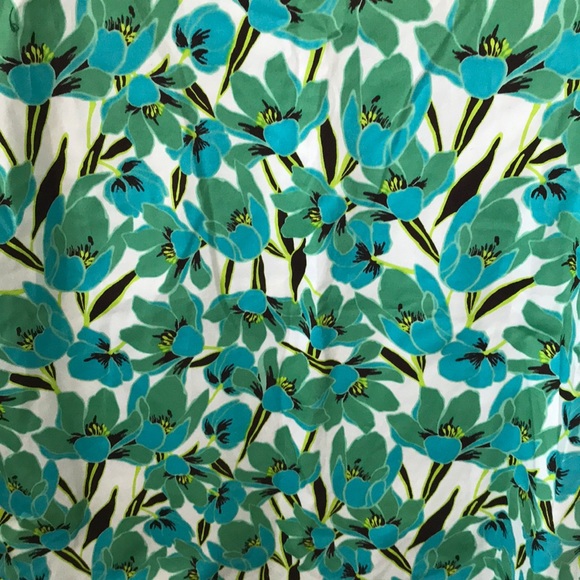 Kate Spade short sleeve floral top, Size 4 - Picture 3 of 4